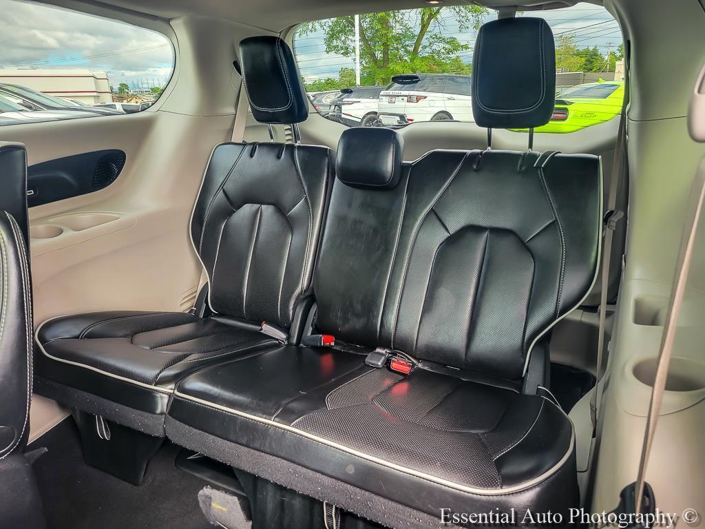 used 2023 Chrysler Pacifica Hybrid car, priced at $27,797