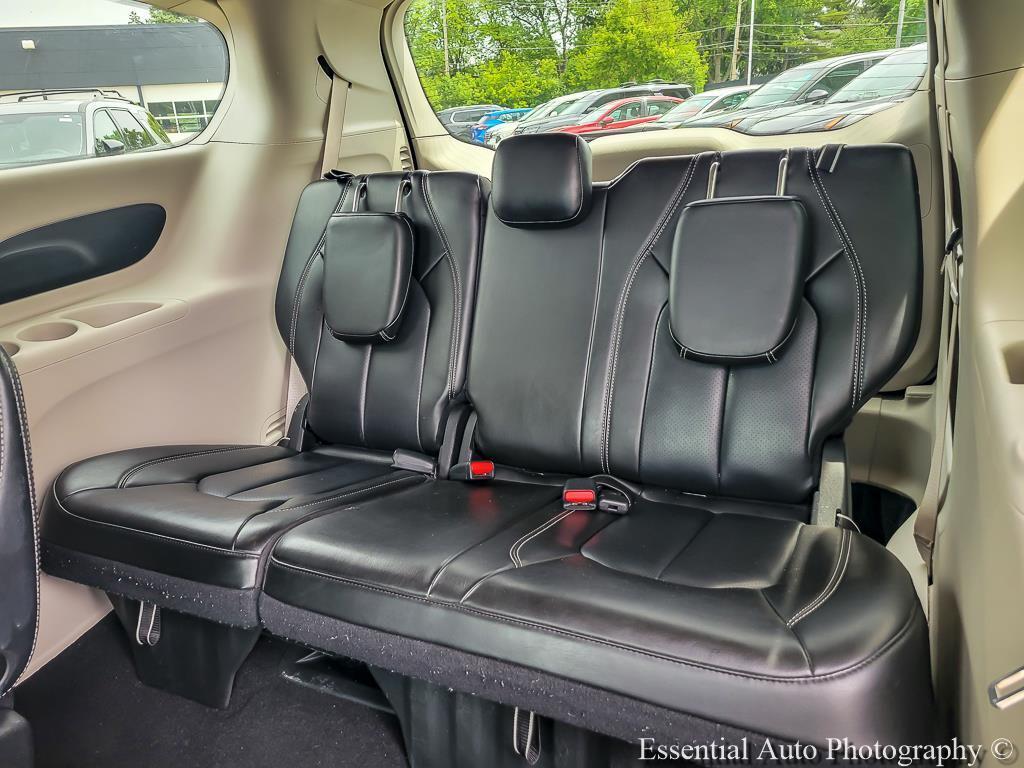 used 2023 Chrysler Pacifica car, priced at $26,284