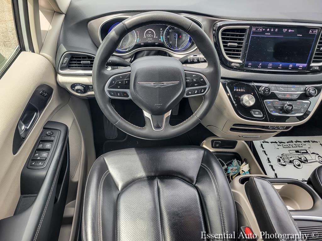 used 2023 Chrysler Pacifica car, priced at $26,284