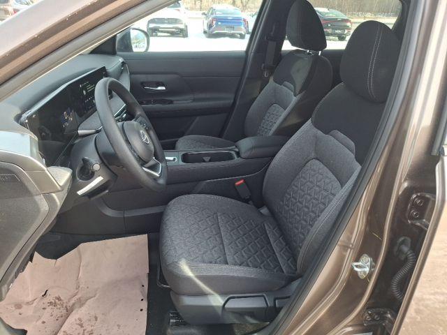 new 2026 Nissan Kicks car, priced at $27,957