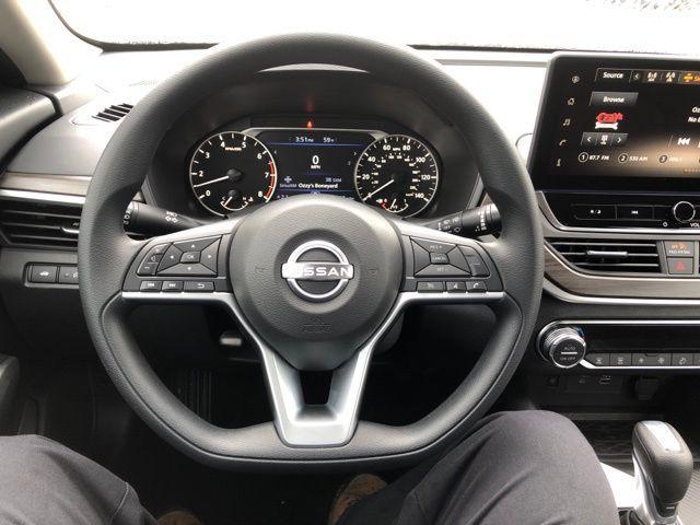 new 2025 Nissan Altima car, priced at $27,573