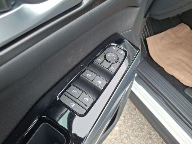 new 2025 Nissan Pathfinder car, priced at $39,106