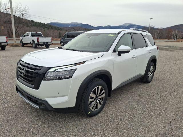 new 2025 Nissan Pathfinder car, priced at $39,106