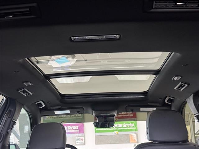 used 2024 Chevrolet Traverse car, priced at $49,988