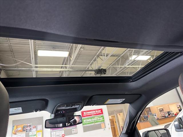 used 2024 GMC Canyon car, priced at $40,494