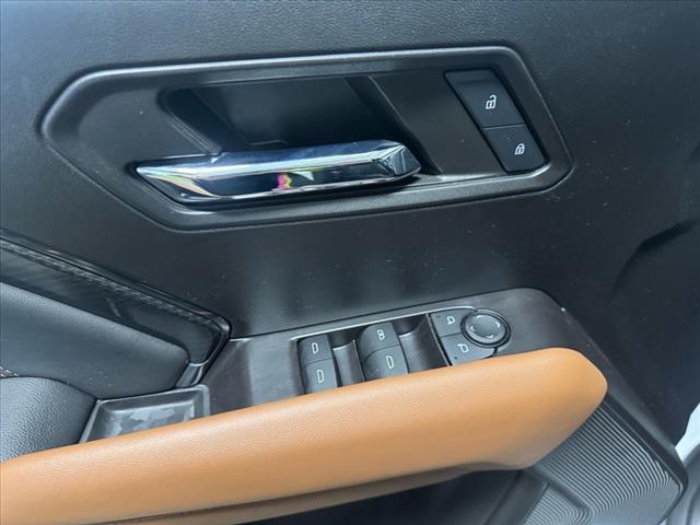 used 2024 GMC Canyon car, priced at $40,994