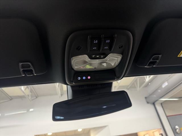 used 2024 GMC Canyon car, priced at $40,994