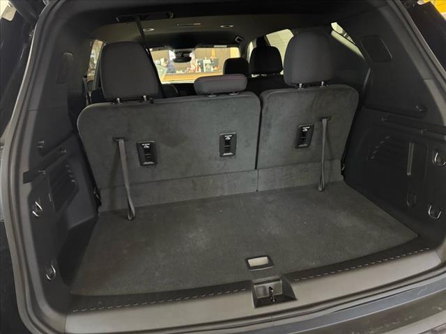 used 2024 Chevrolet Traverse car, priced at $45,514