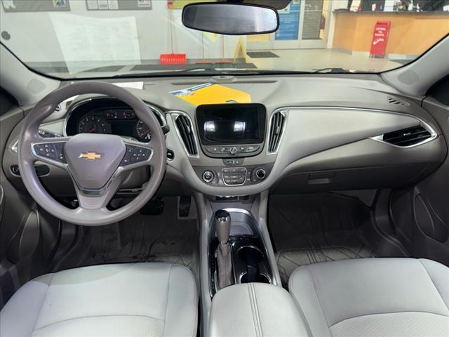 2020 Stone Gray Metallic (gcg) Chevrolet Malibu