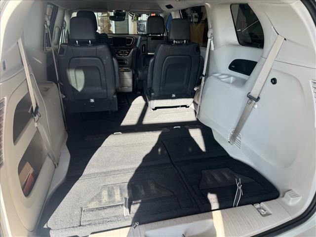 used 2019 Chrysler Pacifica car, priced at $18,499