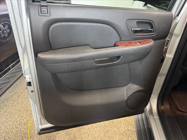 used 2011 Chevrolet Avalanche car