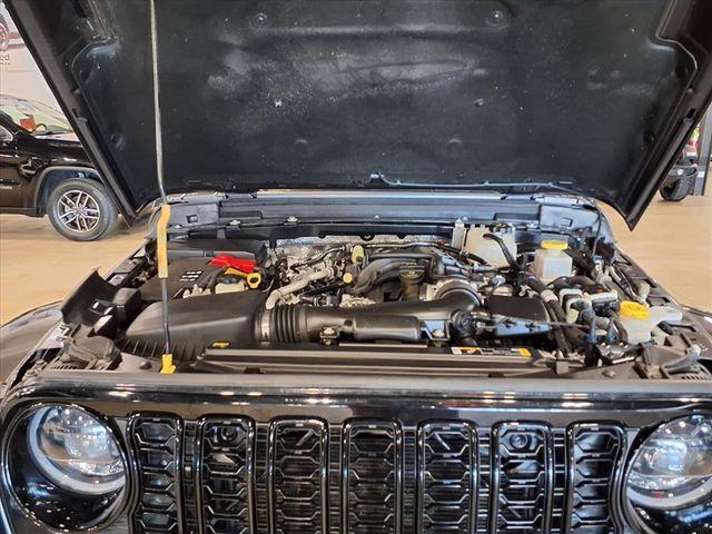 used 2024 Jeep Gladiator car, priced at $36,200