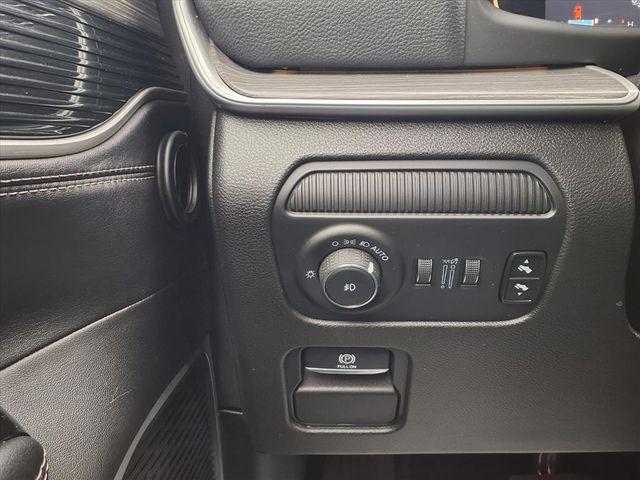 used 2024 Jeep Wagoneer L car, priced at $37,700