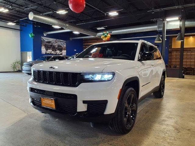 used 2025 Jeep Grand Cherokee L car, priced at $43,900