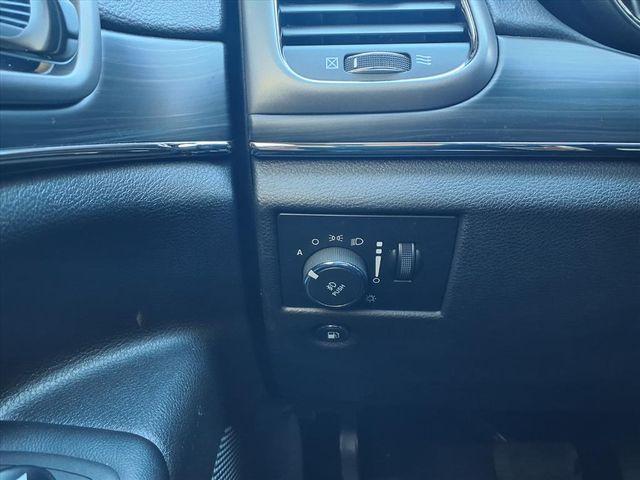 used 2020 Jeep Grand Cherokee car, priced at $20,000