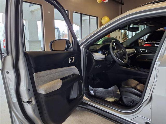 used 2023 Jeep Compass car, priced at $22,191