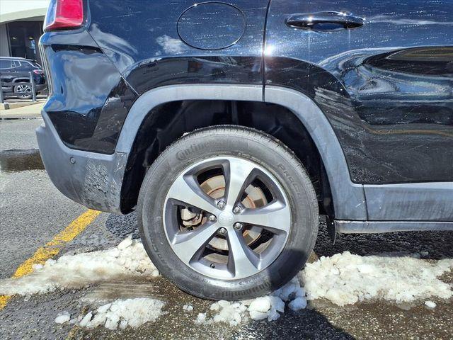 used 2021 Jeep Cherokee car, priced at $18,445