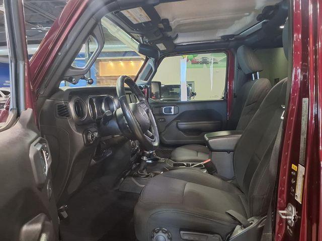 used 2022 Jeep Gladiator car, priced at $31,527