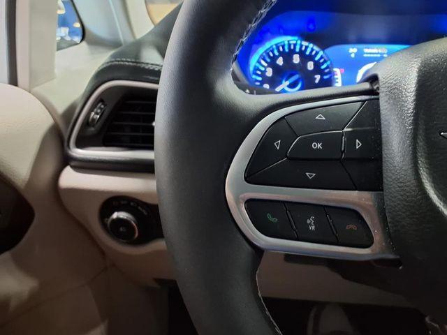 used 2024 Chrysler Pacifica car, priced at $33,326