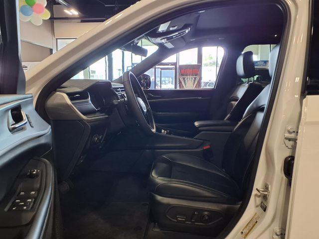 used 2025 Jeep Grand Cherokee L car, priced at $43,315