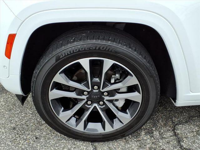 used 2023 Jeep Grand Cherokee car, priced at $37,450