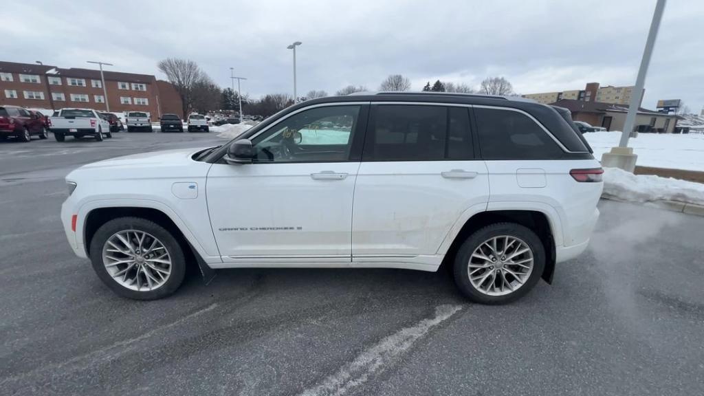 used 2022 Jeep Grand Cherokee 4xe car, priced at $33,800