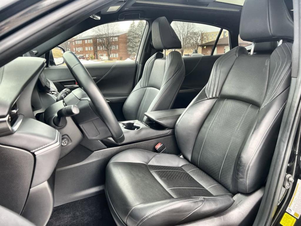 used 2023 Toyota Venza car, priced at $35,700