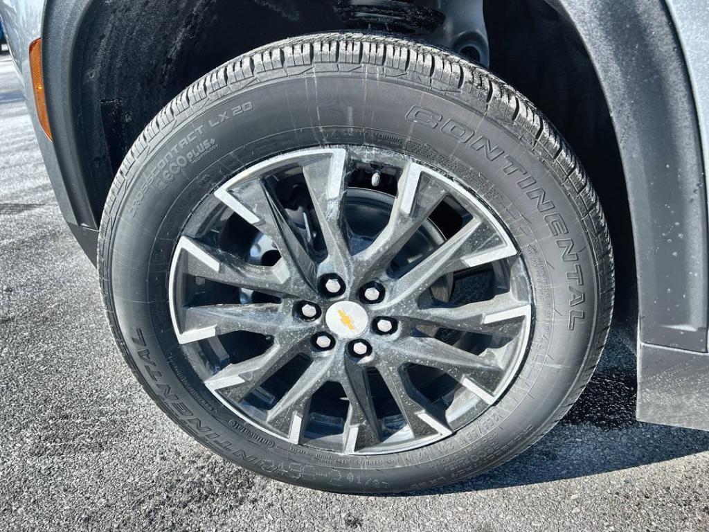 new 2026 Chevrolet Traverse car, priced at $46,985