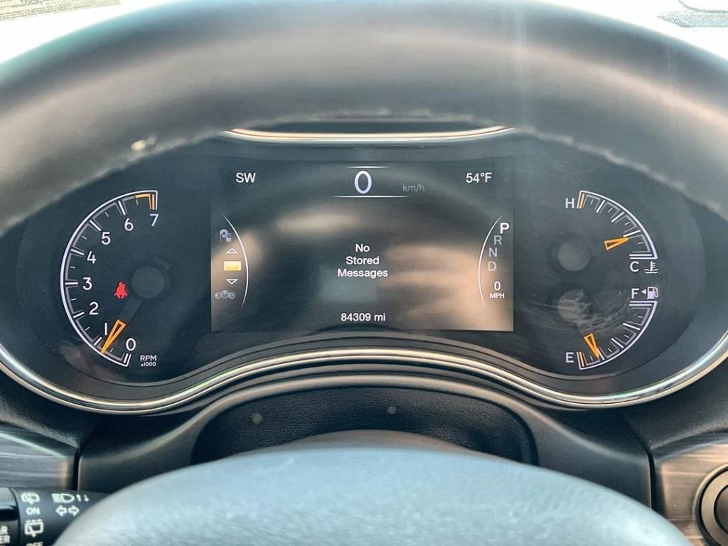 used 2022 Jeep Grand Cherokee WK car, priced at $21,000