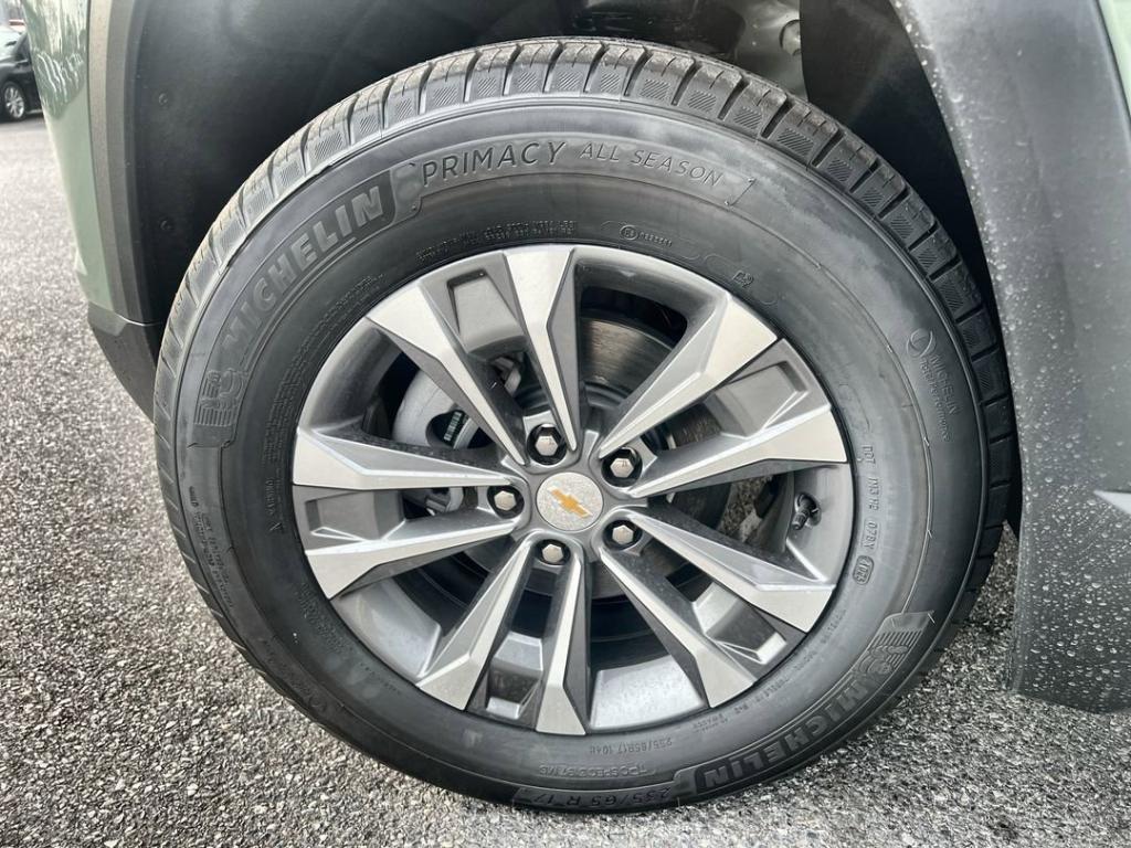 new 2026 Chevrolet Equinox car, priced at $32,300