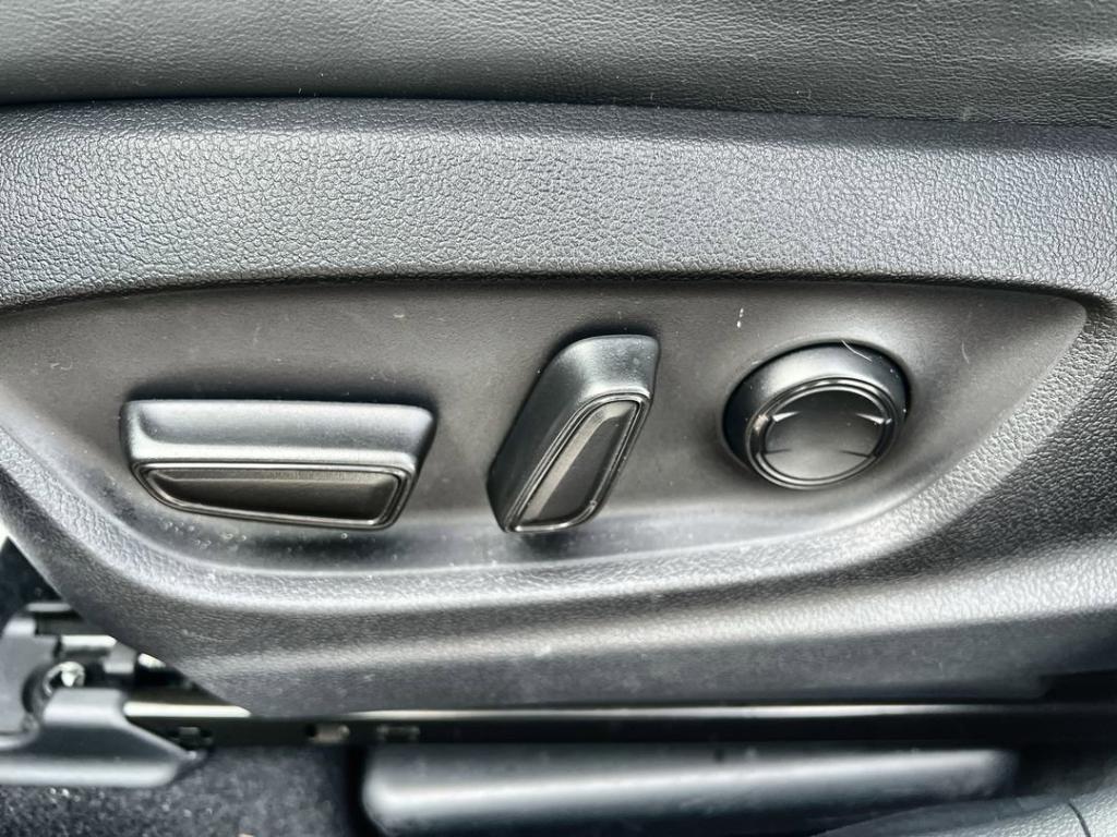 used 2022 Toyota Prius car, priced at $25,600