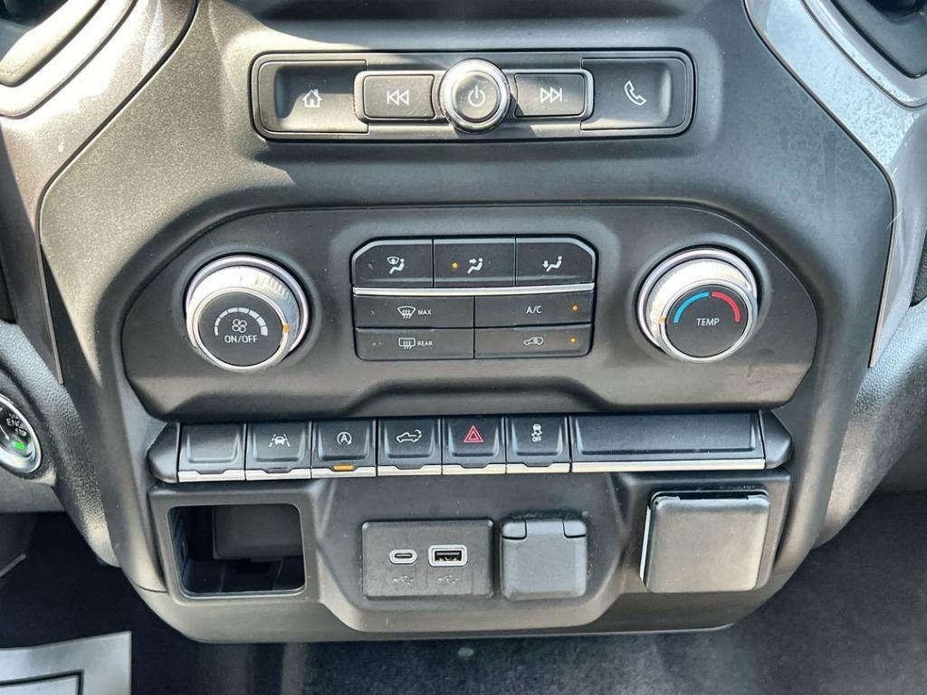 used 2022 Chevrolet Silverado 1500 car, priced at $33,000
