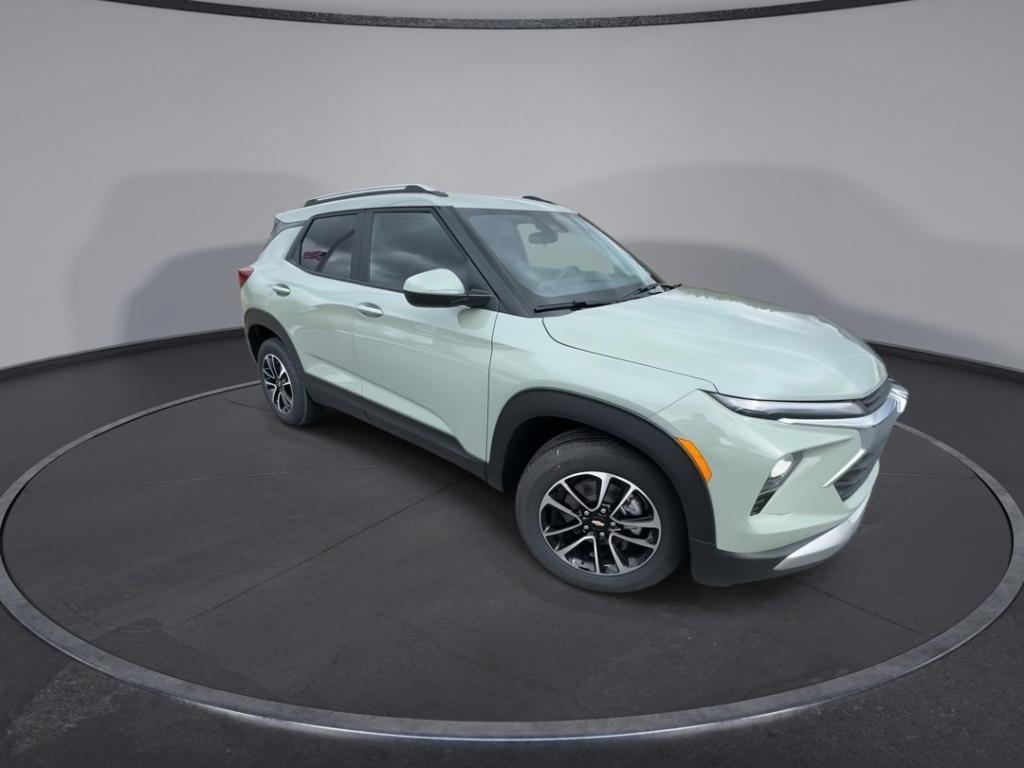 new 2026 Chevrolet TrailBlazer car, priced at $27,100