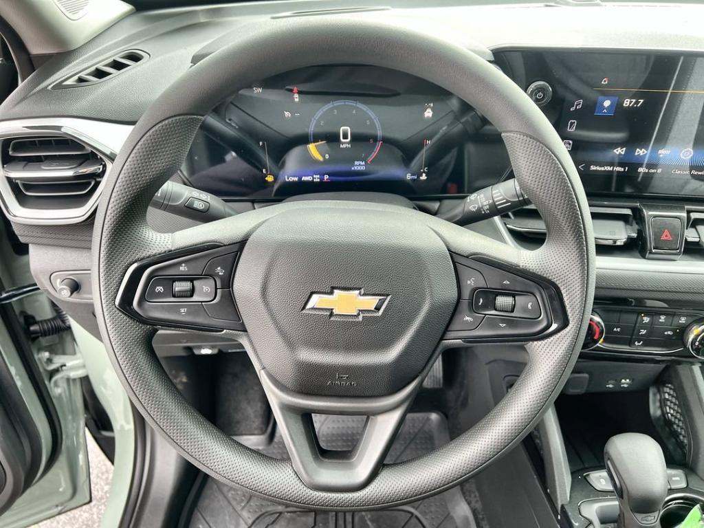 new 2026 Chevrolet TrailBlazer car, priced at $27,100