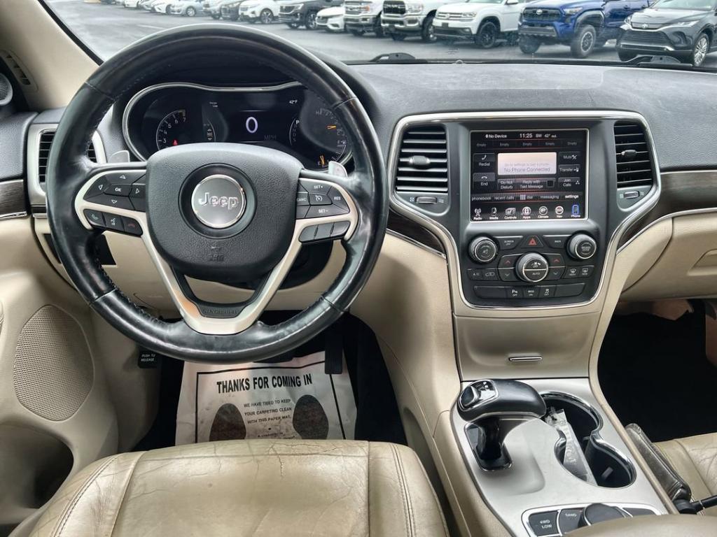 used 2015 Jeep Grand Cherokee car, priced at $8,900