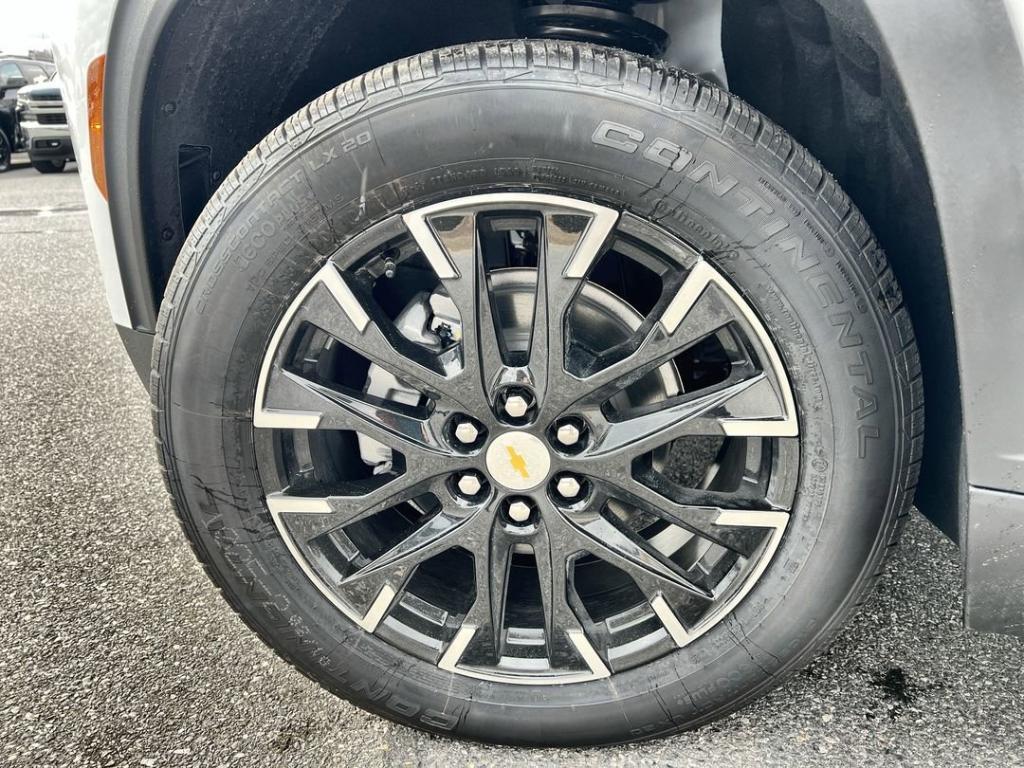 new 2026 Chevrolet Traverse car, priced at $46,985