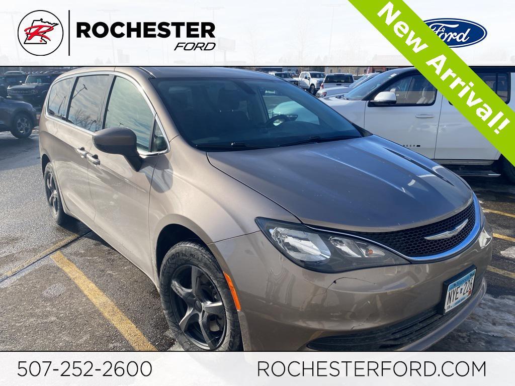 used 2017 Chrysler Pacifica car, priced at $7,967
