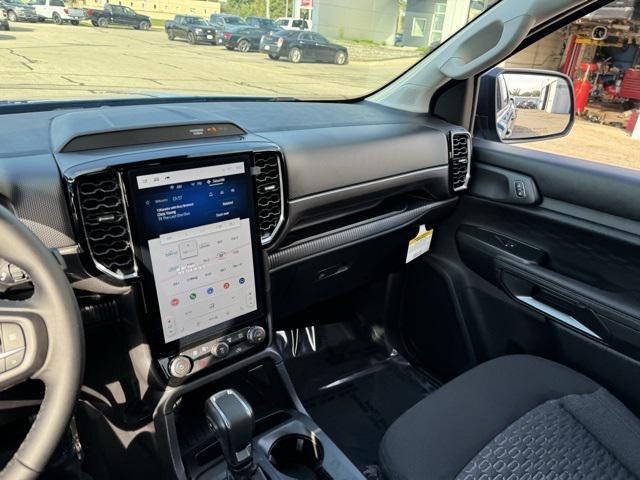 new 2025 Ford Ranger car, priced at $39,600