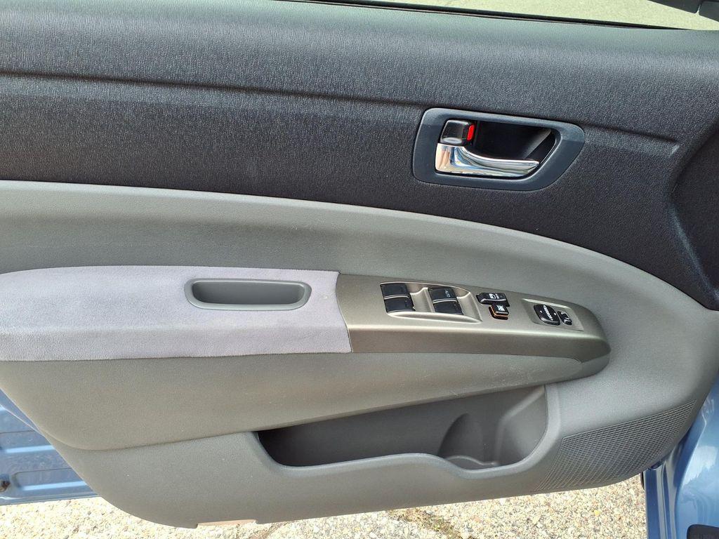 used 2009 Toyota Prius car, priced at $3,995