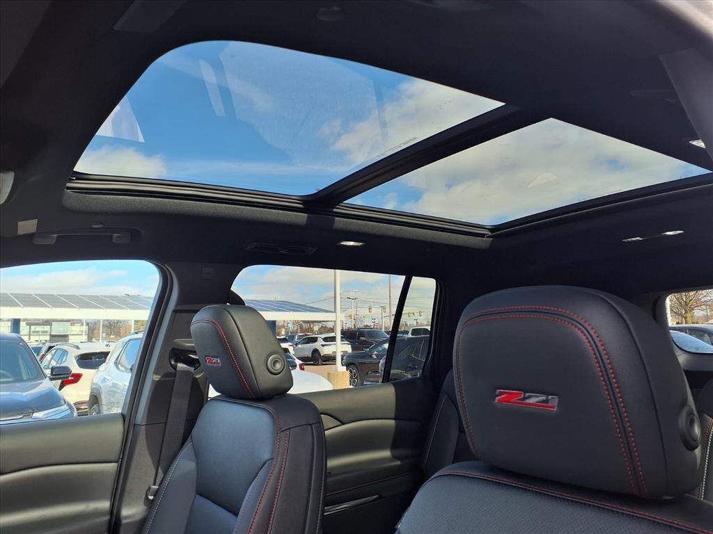 new 2026 Chevrolet Traverse car, priced at $50,701