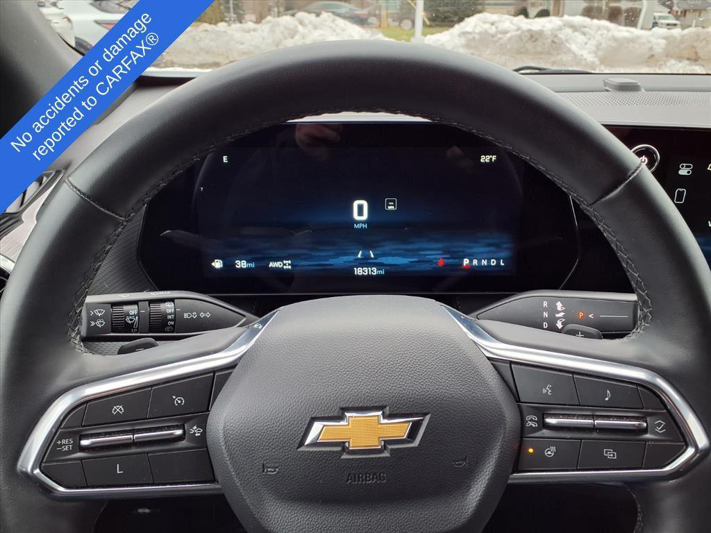 used 2025 Chevrolet Equinox car, priced at $26,995