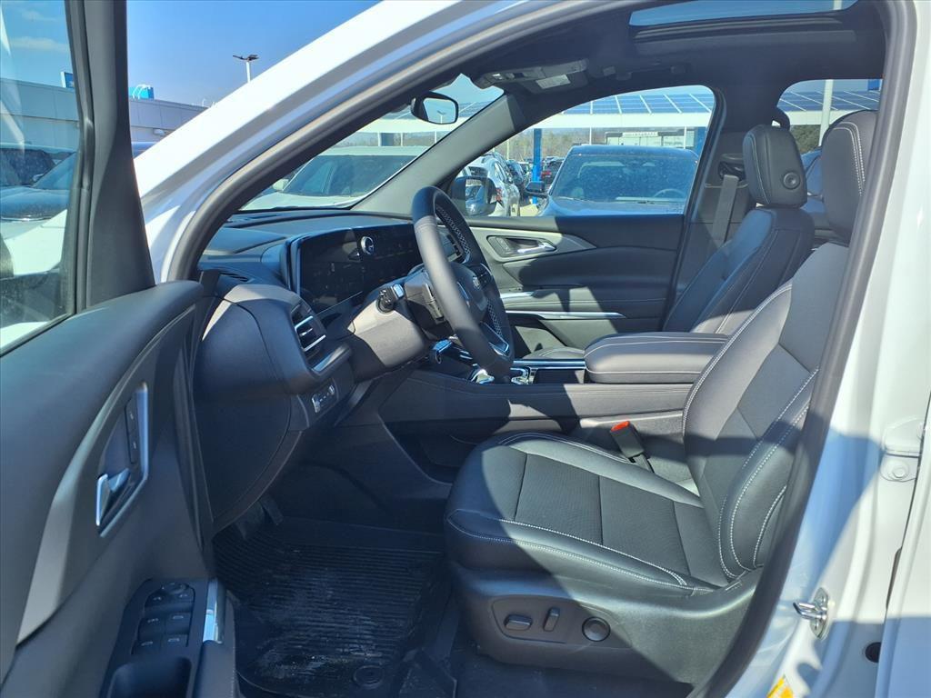 new 2026 Chevrolet Traverse car, priced at $44,822