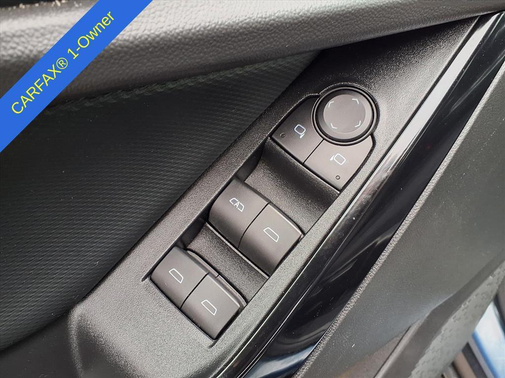 used 2025 Chevrolet Equinox car, priced at $22,995