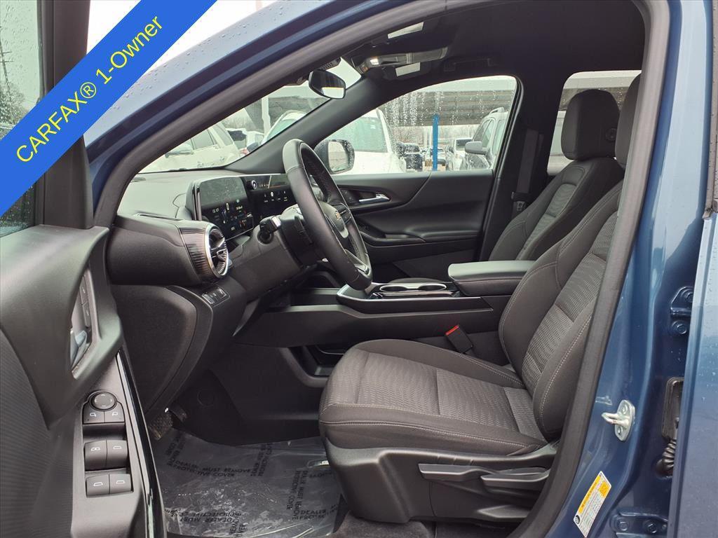 used 2025 Chevrolet Equinox car, priced at $22,995