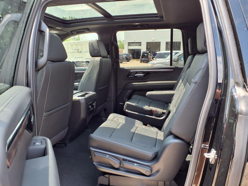 new 2026 Chevrolet Suburban car, priced at $77,538