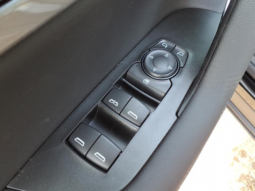 new 2025 Chevrolet Blazer car, priced at $35,980