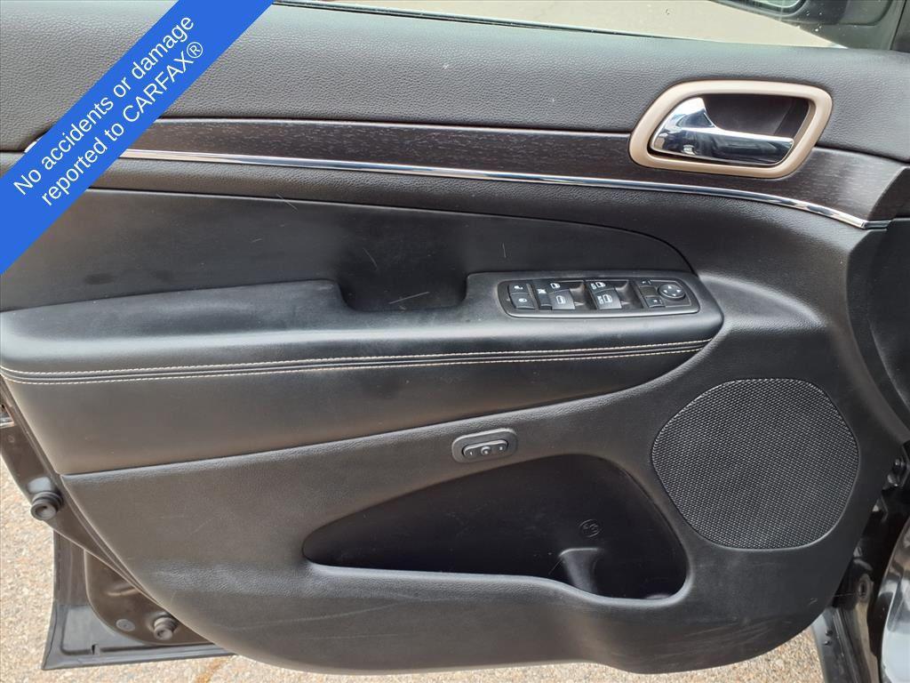 used 2015 Jeep Grand Cherokee car, priced at $8,995