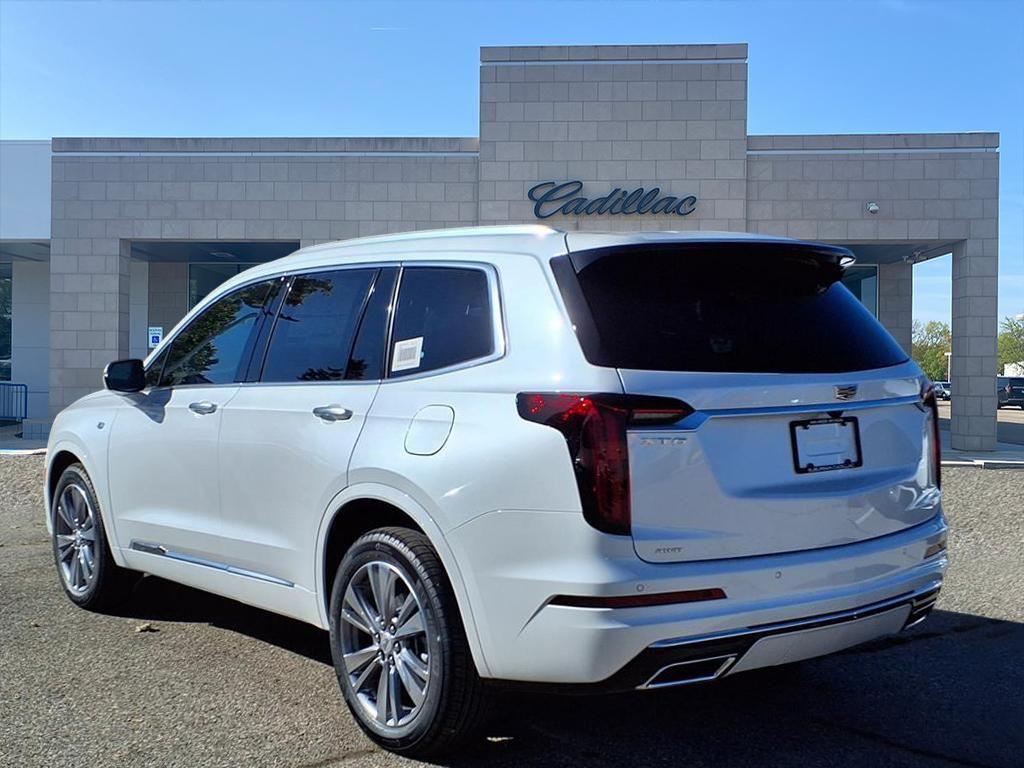 new 2025 Cadillac XT6 car, priced at $54,005