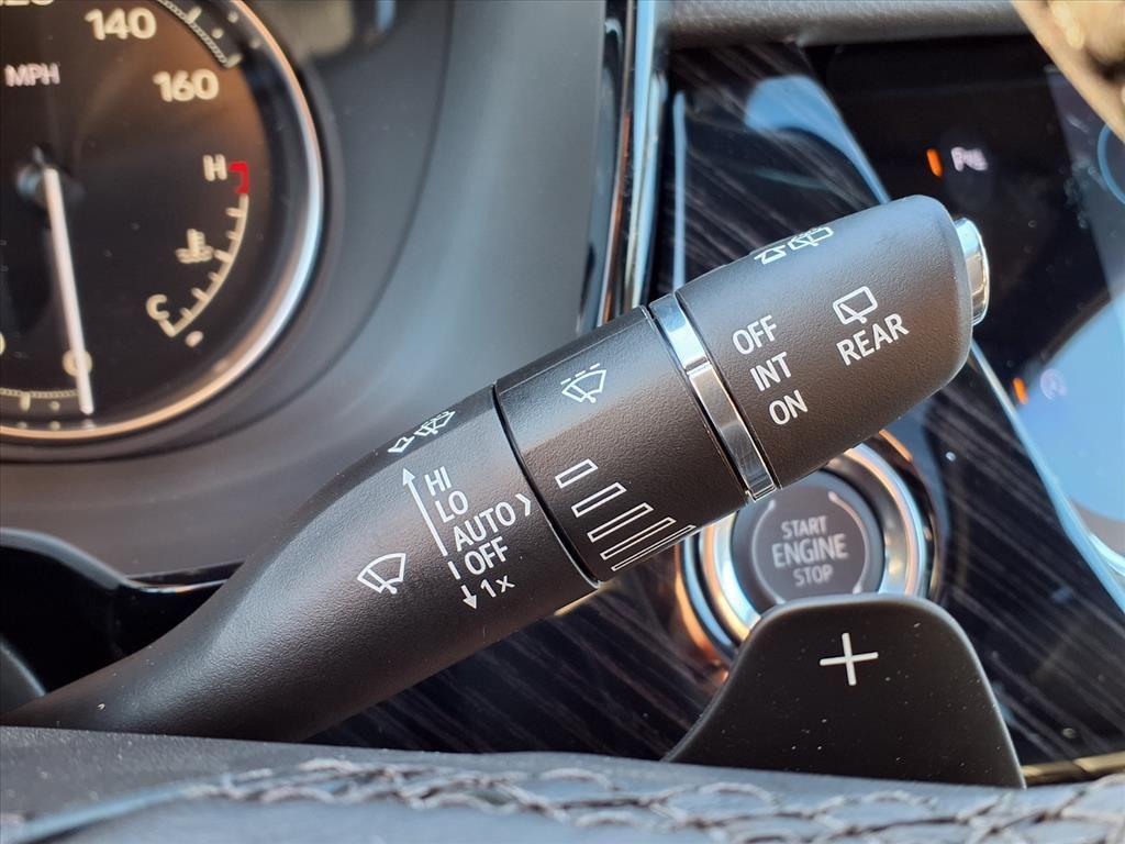 new 2025 Cadillac XT6 car, priced at $54,005