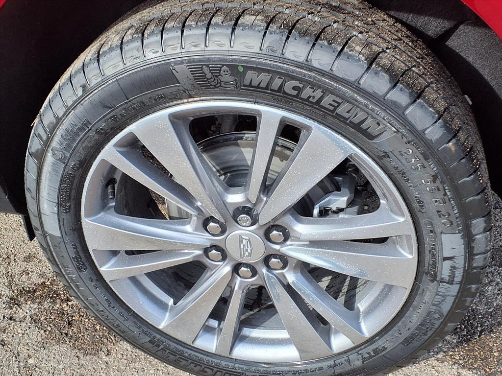 new 2026 Cadillac XT5 car, priced at $56,223